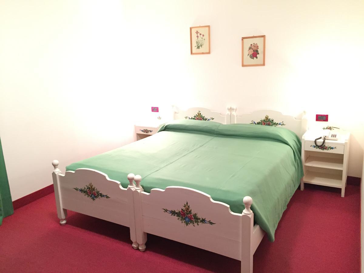מדונה די קמפיליו Hotel Tosa מראה חיצוני תמונה