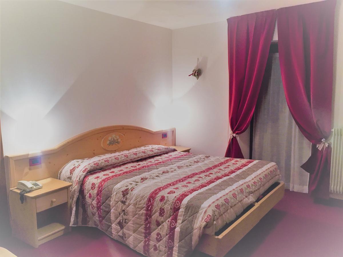 מדונה די קמפיליו Hotel Tosa מראה חיצוני תמונה